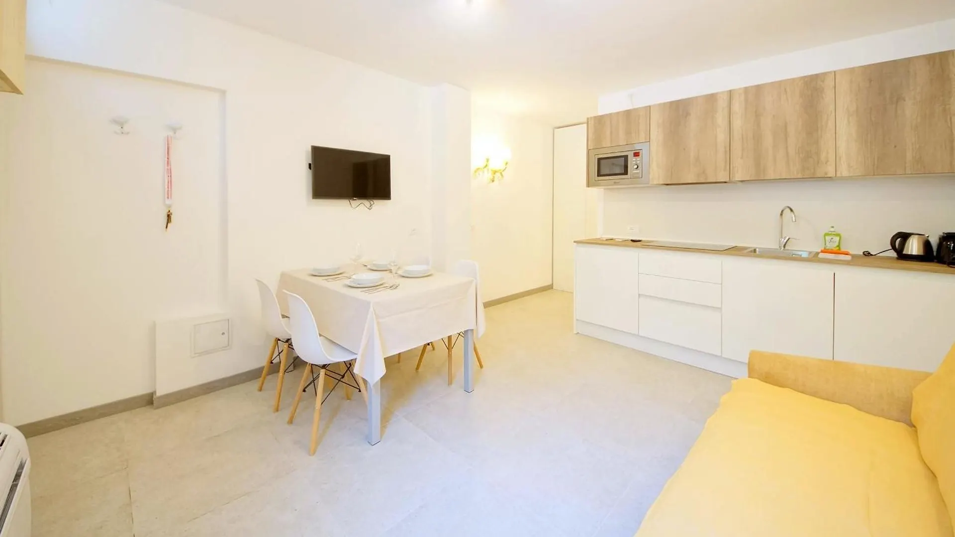 Dolcevita Apartments N 521 Venice 0*,  Italy